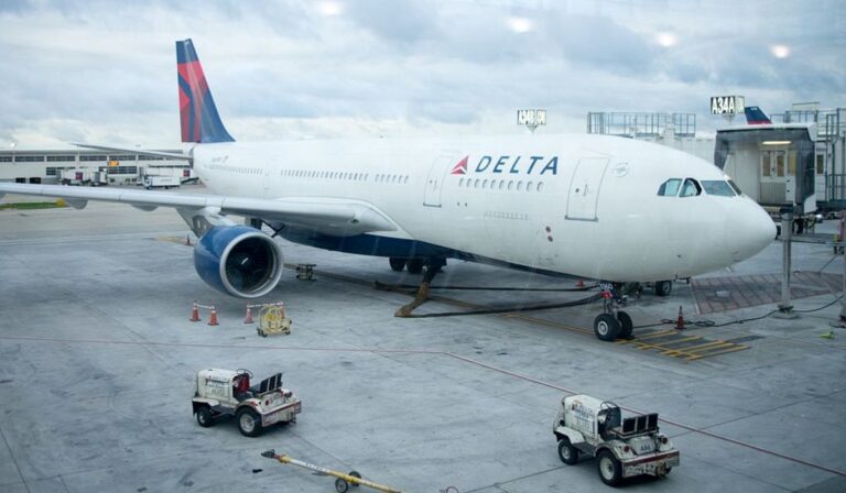 Delta Flight’s Unexpected Detour to Canada